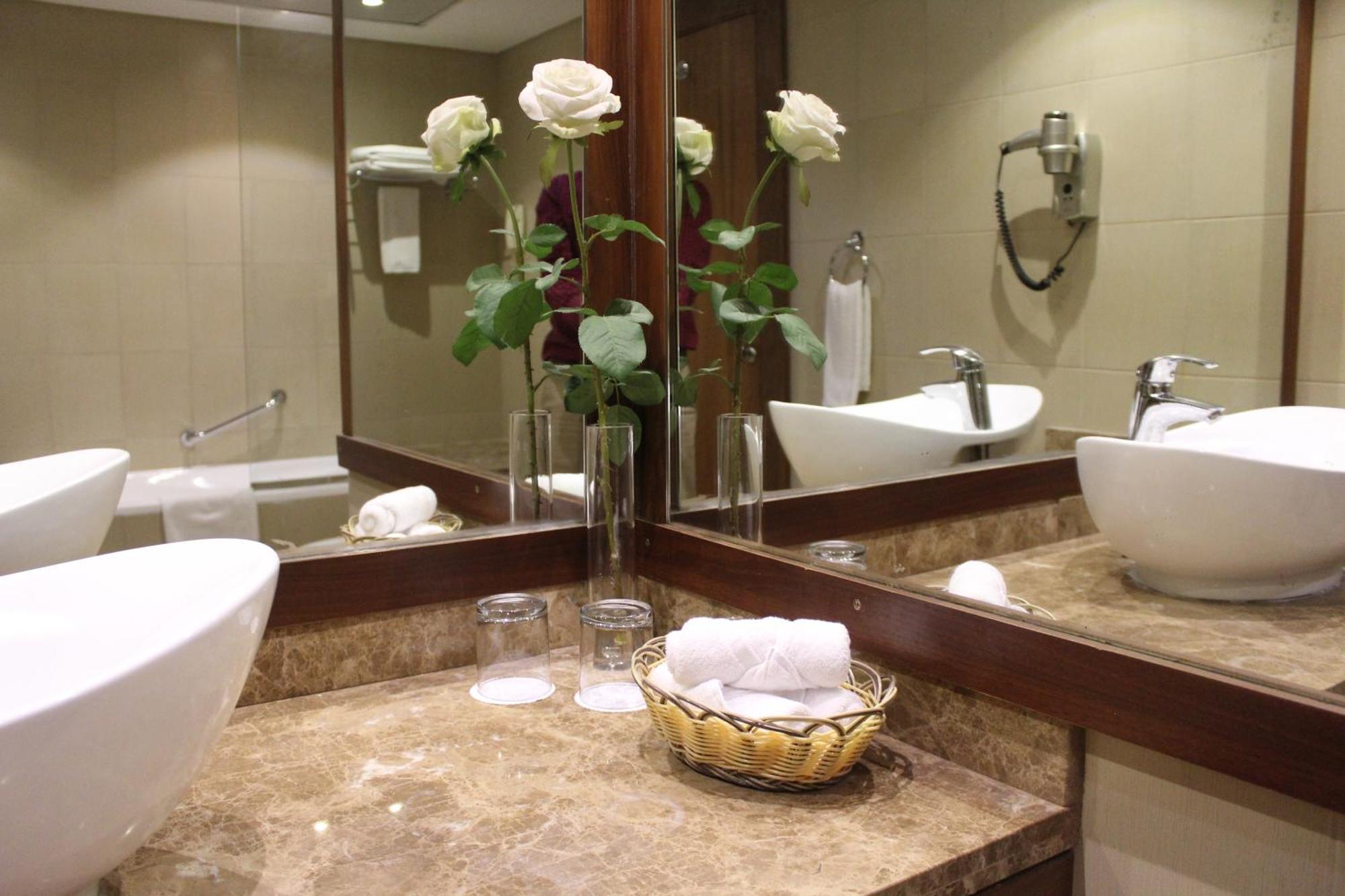 Al Khaleej Palace Deira Hotel Дубай Экстерьер фото